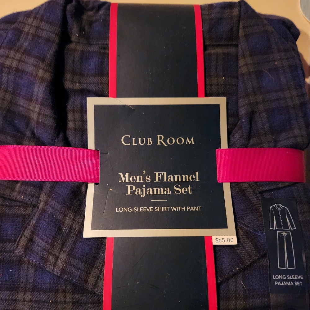Club room size medium mens flannel pj set